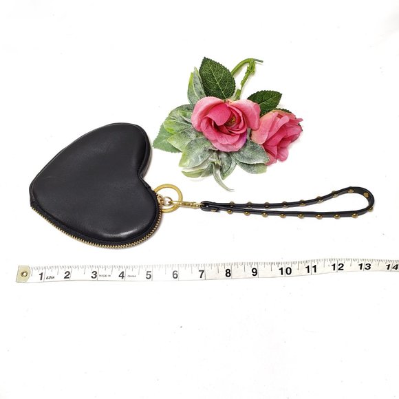 Black Leather Heart Wristlet, by and Other Stories - Picture 12 of 13